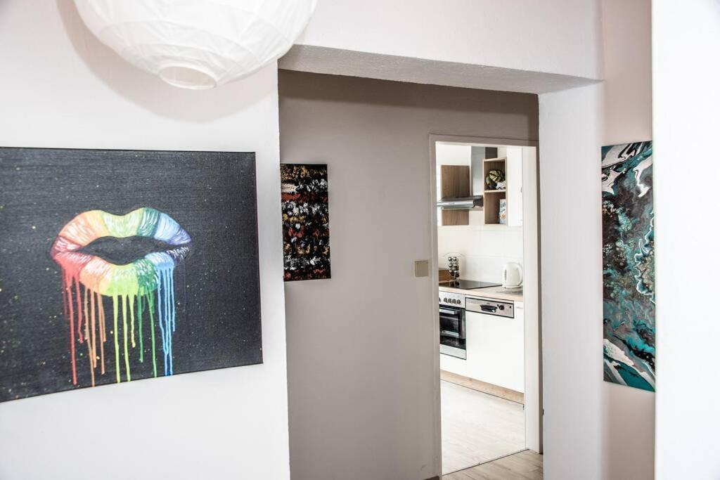 Apartment Pouringraz Fuer Kunst- Und Tennisliebhaber מראה חיצוני תמונה